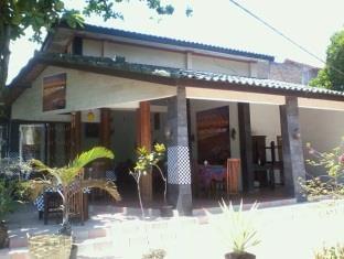 Hotel Pan Pangandaran Esterno foto